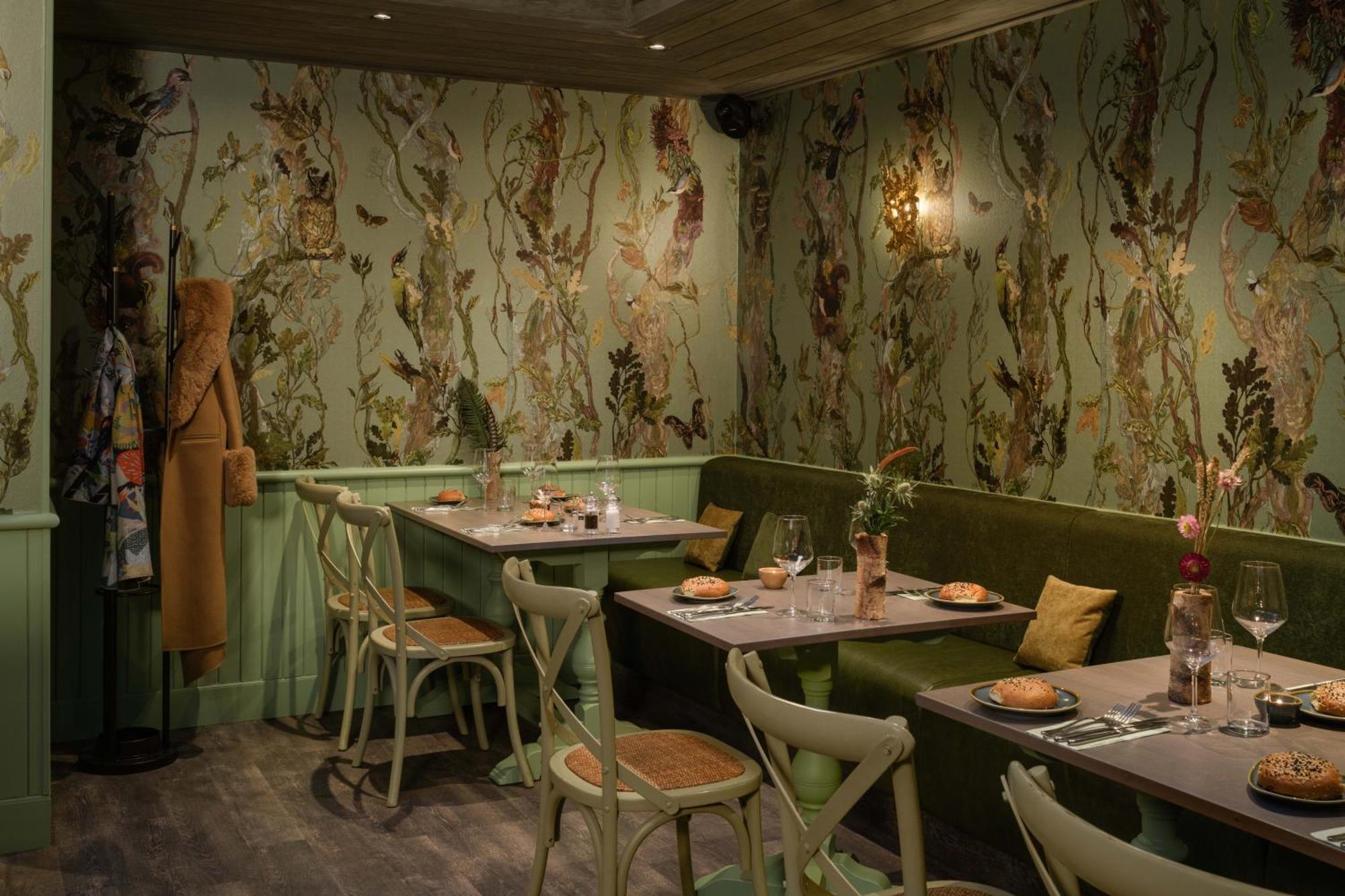 Meikleour Arms Hotel & Restaurant Экстерьер фото